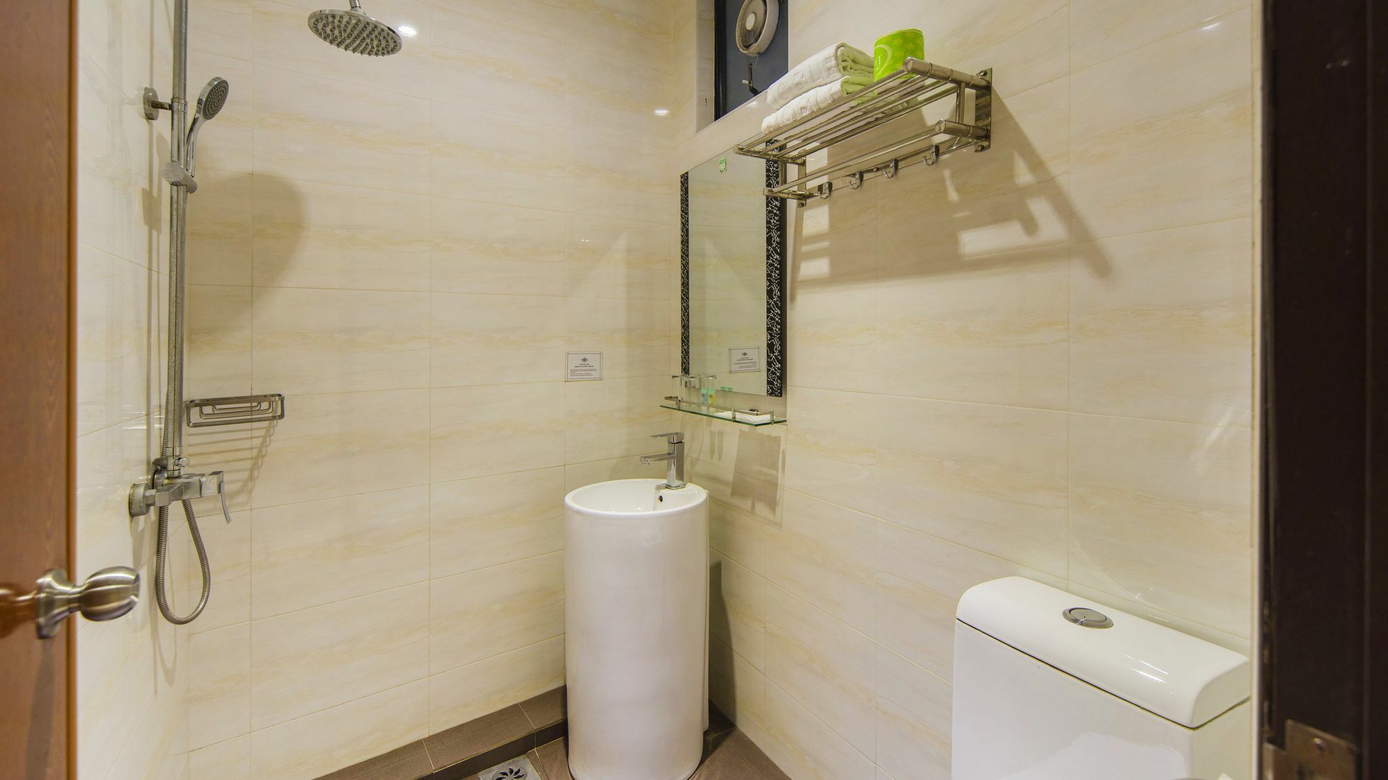 Reddoorz Plus Near Lavender Street Singapura Exterior foto