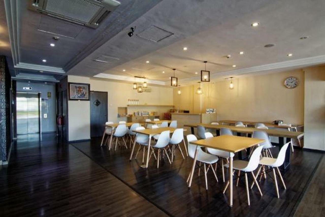 Reddoorz Plus Near Lavender Street Singapura Exterior foto